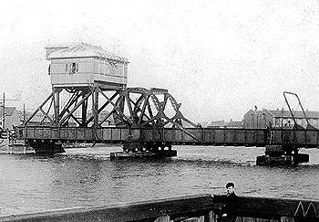 Bascule Bridge